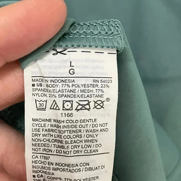 Old Navy I L - Picture 6 of 8